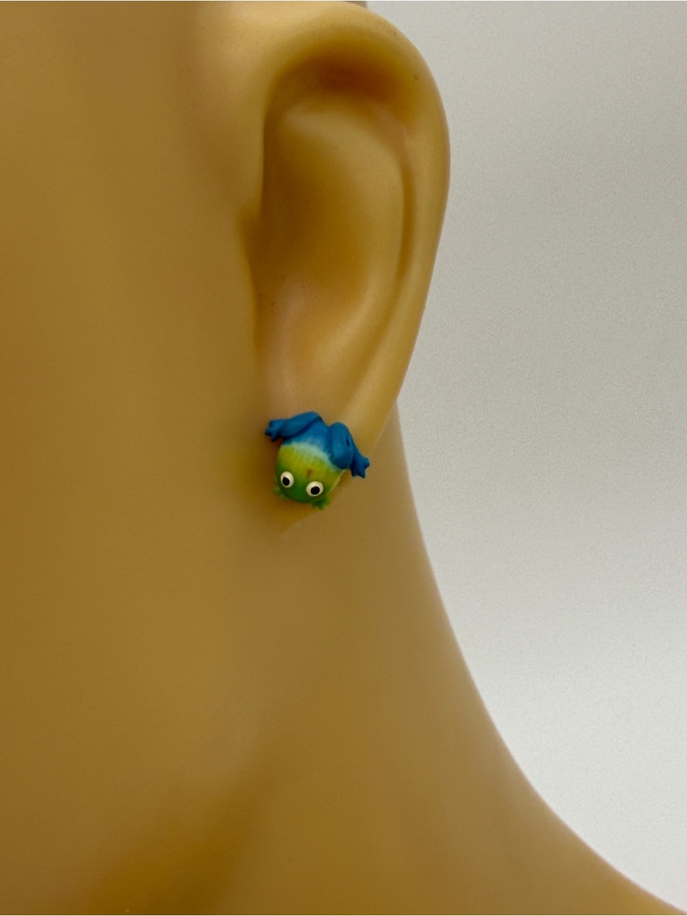 Colorful Tropical Blue & Green Mini Resin Frog Earlobe Stud Earrings